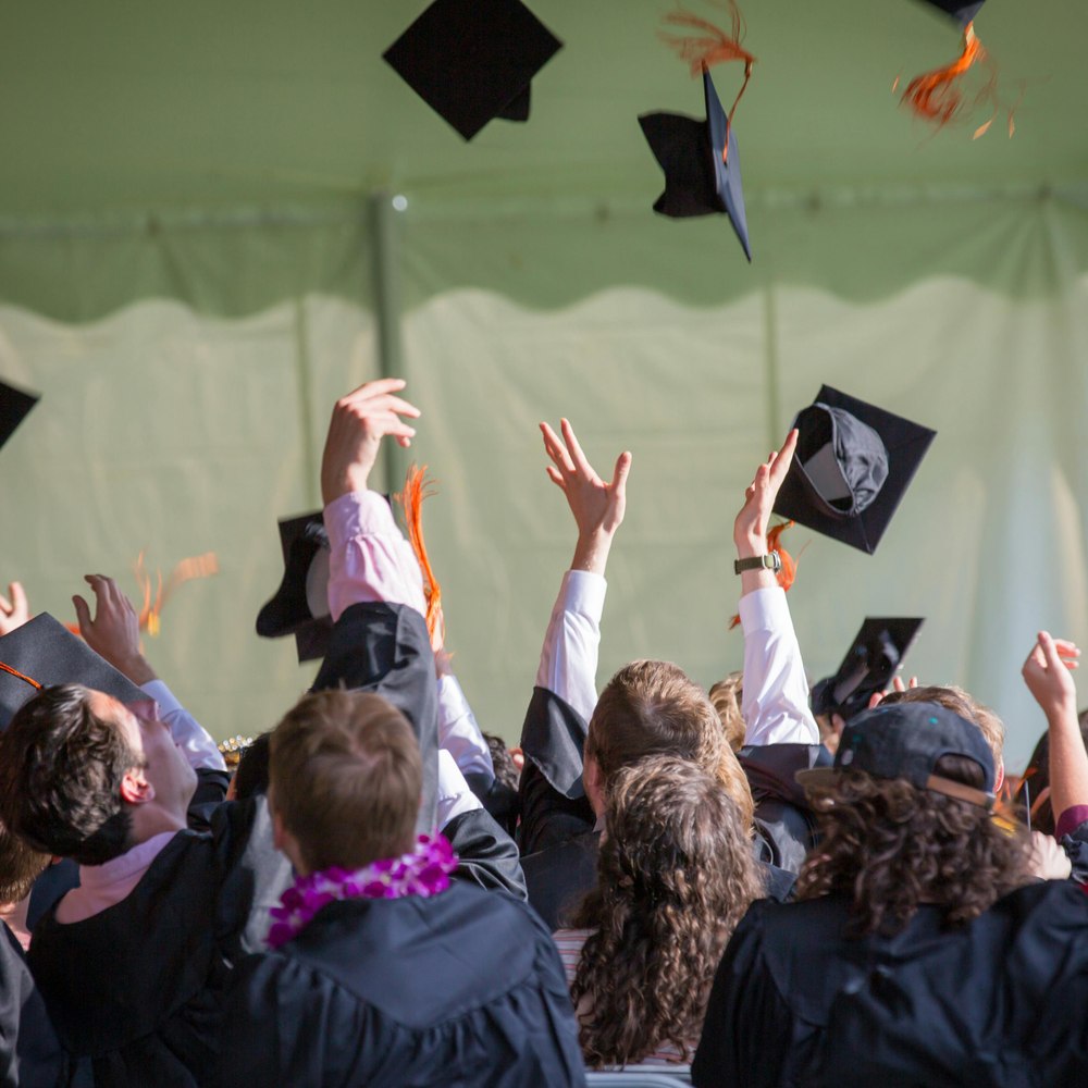 Franchising. Just the job for ambitious graduates.